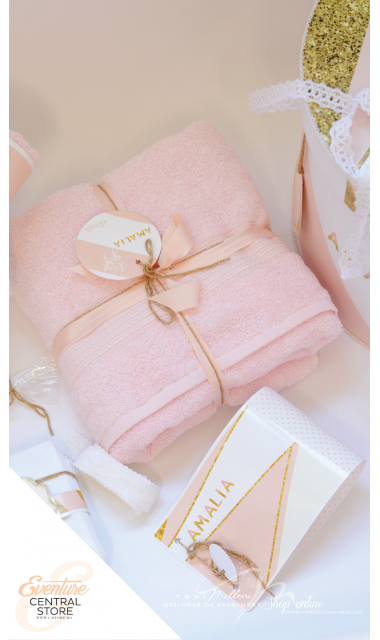 Trusou de botez cu gold si roz, modern si in nuante pastelate, Golden Pink 9